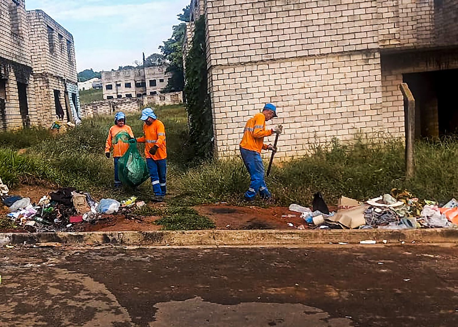 açao limpeza pq olaria 03 imprensa