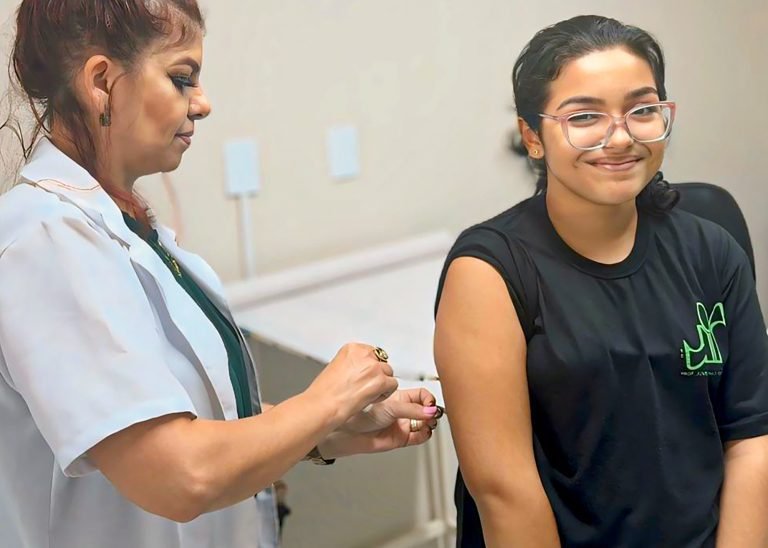 vacinaçao dengue 04 imprensa