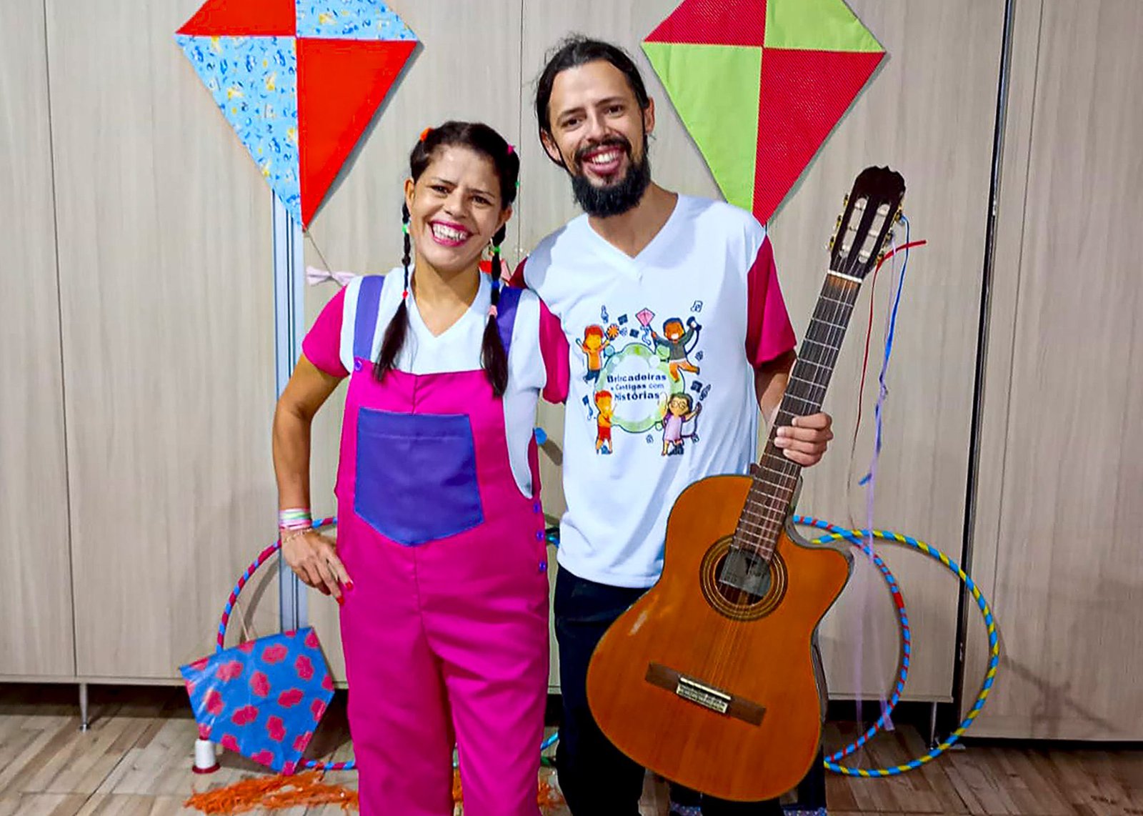 brincadeiras e cantigas com historias imprensa