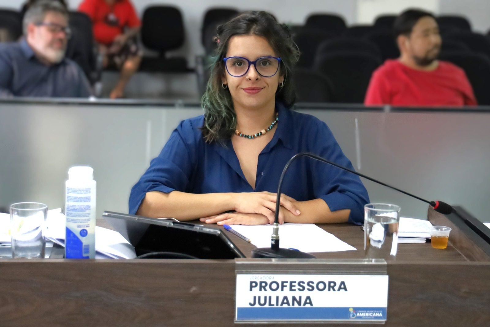 Professora Juliana pede informações sobre fomento a cooperativas de reciclagem em Americana 1 240604 juliana