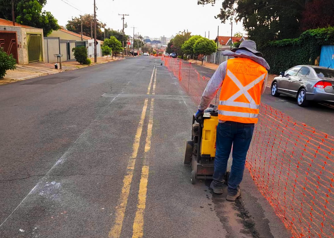 Canteiro Central Av de Cillo 01 - imprensa