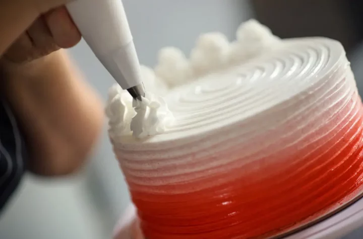 Como Fazer Cobertura de Bolo