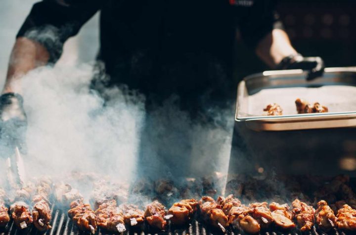 Como calcular a quantidade de carne para churrasco