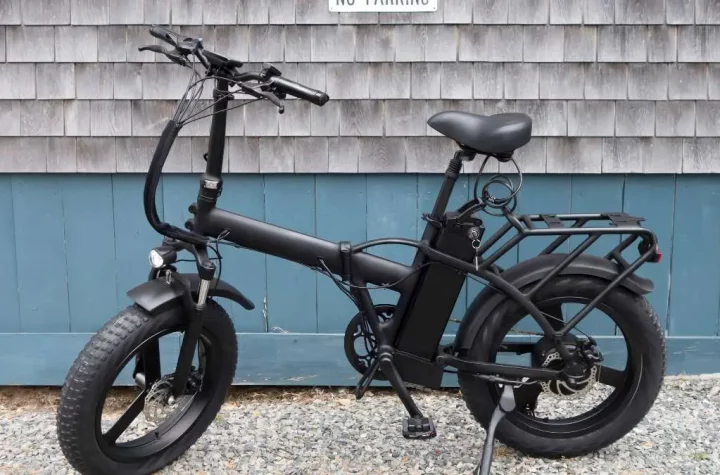 Bicicleta elétrica pode andar na chuva