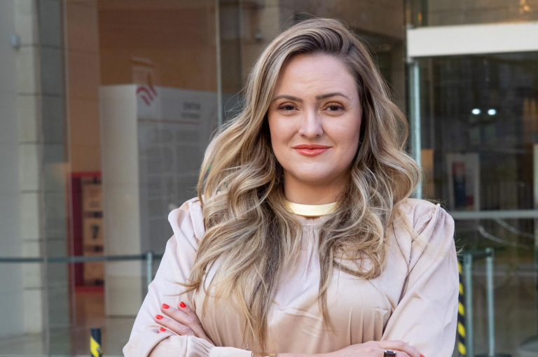 Jacqueline Valadares