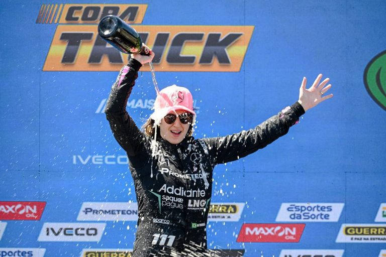 Bia Figueiredo (Duda Bairros)