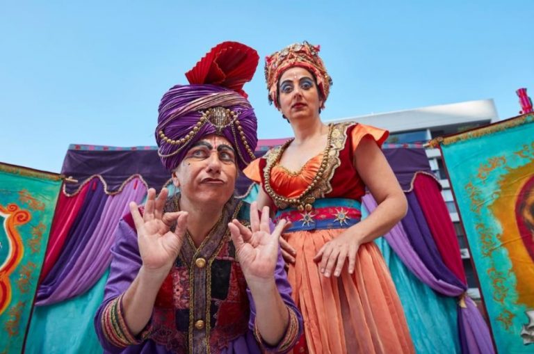 O Misterio do Coelho Pensante_los lobos