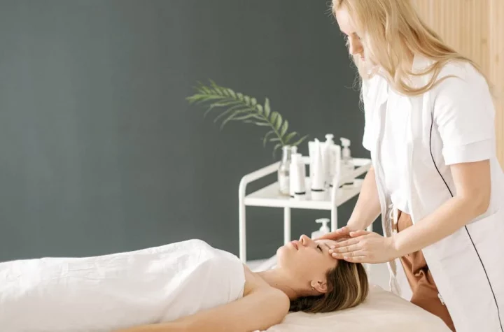 Benefícios do peeling químico para a pele