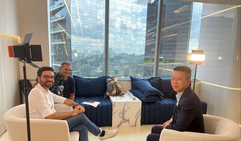 Bastidores - Com o primeiro com o CEO da CGN Brazil, Zhigang