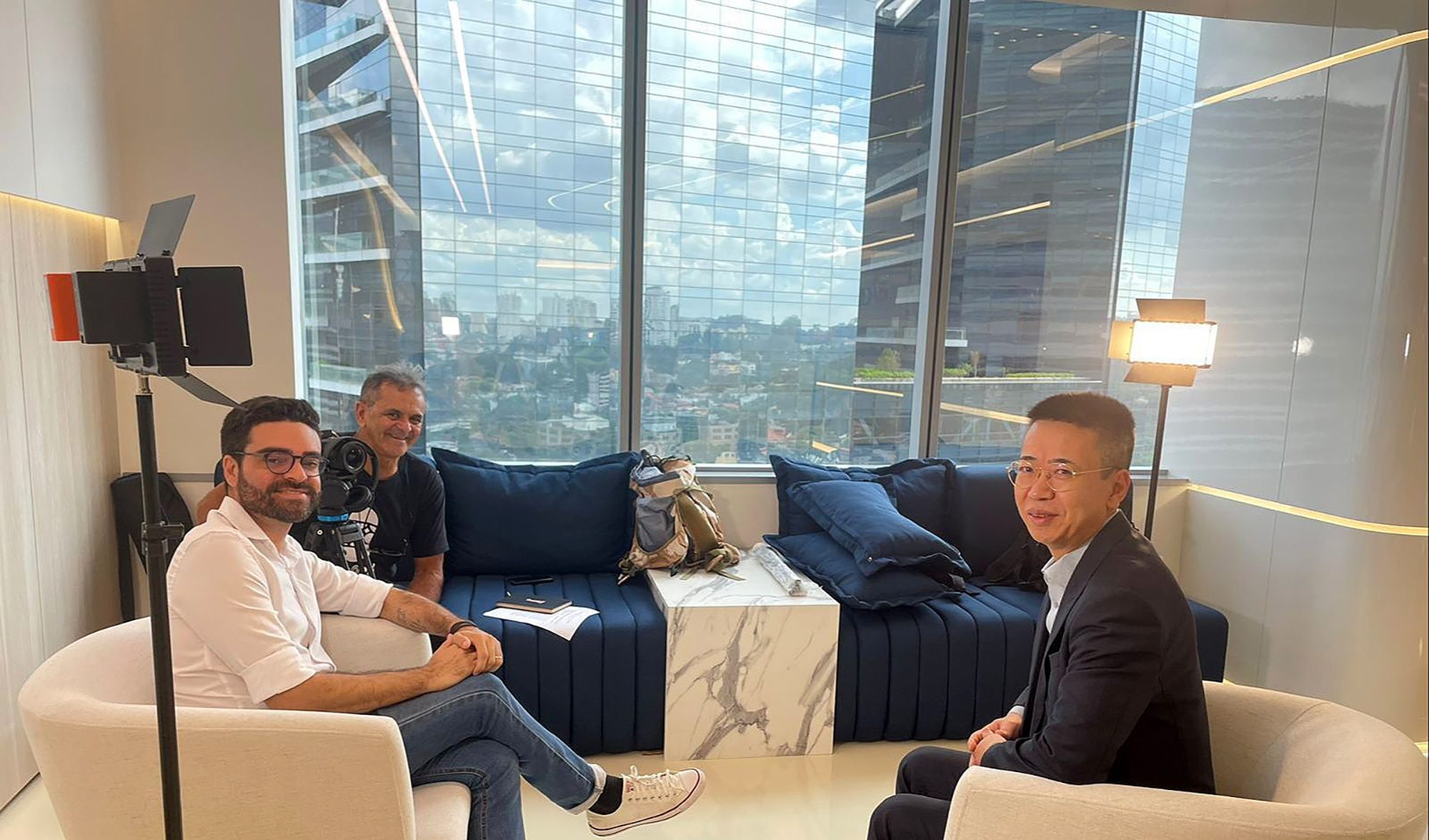 Bastidores - Com o primeiro com o CEO da CGN Brazil, Zhigang