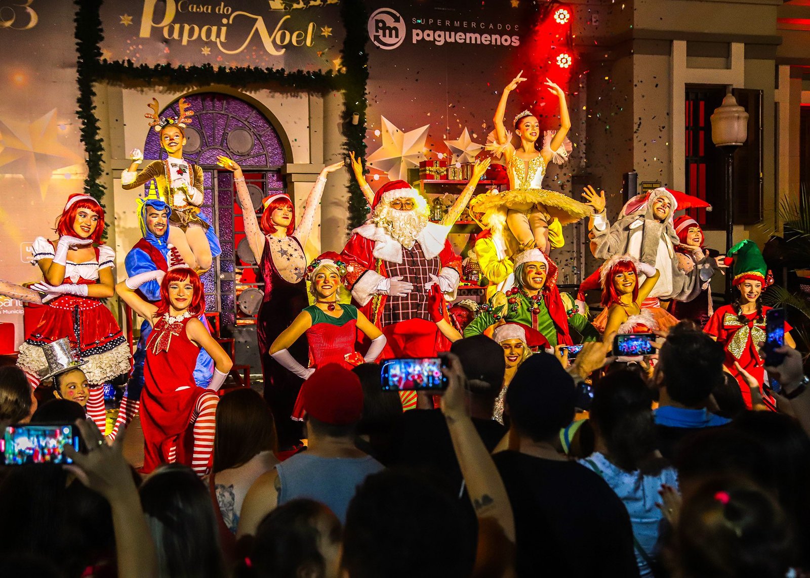 Casa do Papai Noel 02 - imprensa