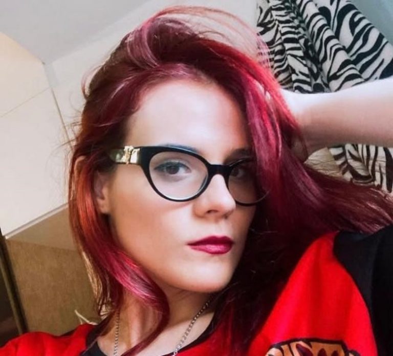 2229fb83-edcb-4e20-9b7e-2e5099adc877