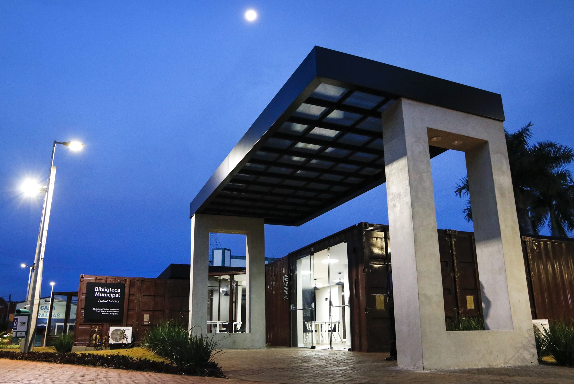 Biblioteca Central - Maria Aparecida de Almeida Nogueira (3)-imprensa