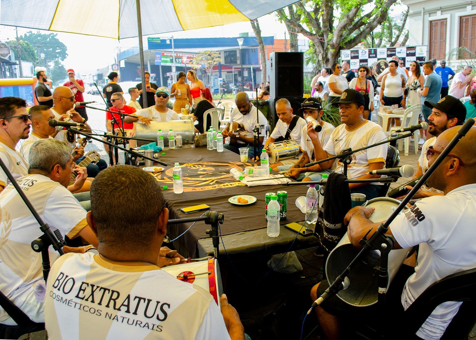 Projeto Samb'Ajuda de Santa Bárbara anuncia rodas de samba para o primeiro semestre de 2025 1 sambaajuda 02 imprensa (002)