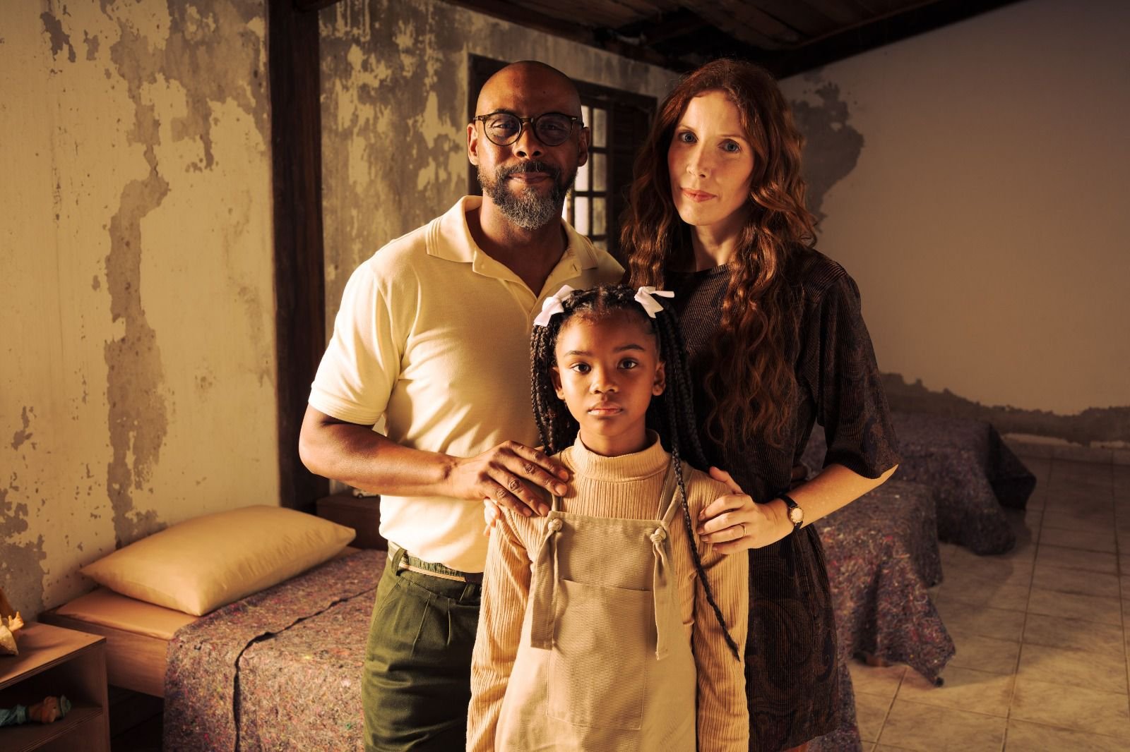 André Ramiro, Ludy Larger e Josi Larger no filme Devolva-me