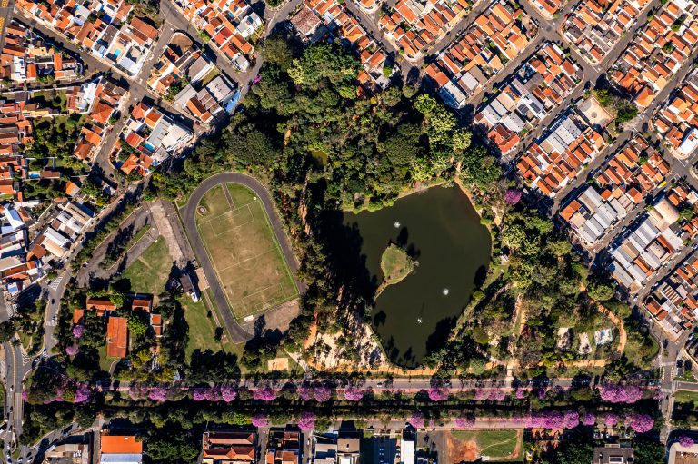 Parque dos Ipês e CSU