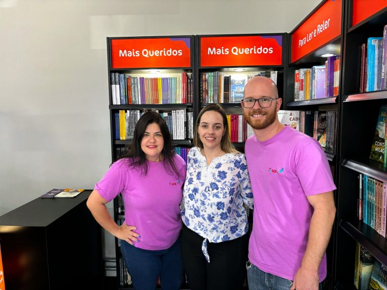 Márcia Tomiyama, Jaqueline Comelato e Juliano Schiavo