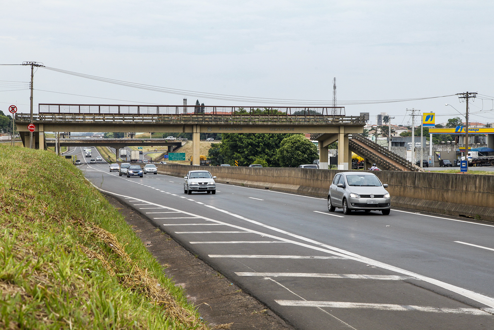 Passarela SP 304 02 - imprensa