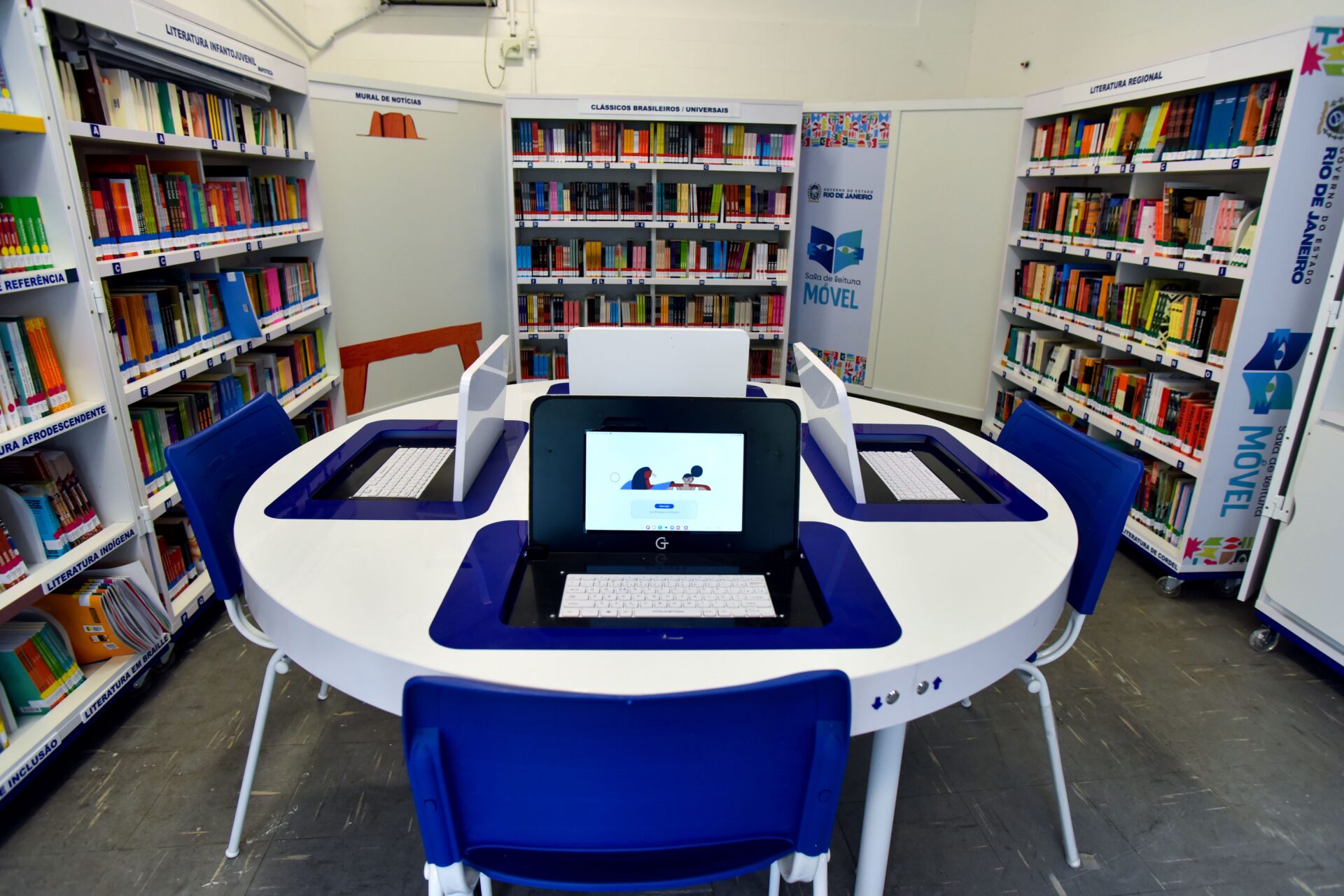 biblioteca Faetec - Felipe Correa