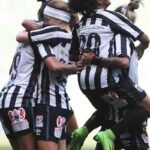 Paulistas batem gaúchas no fim da 1ª rodada do Brasileirão