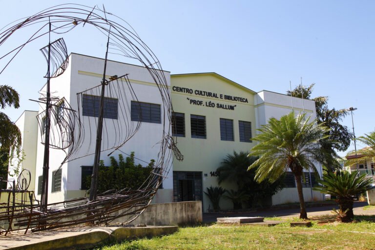 Centro Cultural e Biblioteca Léo Sallum