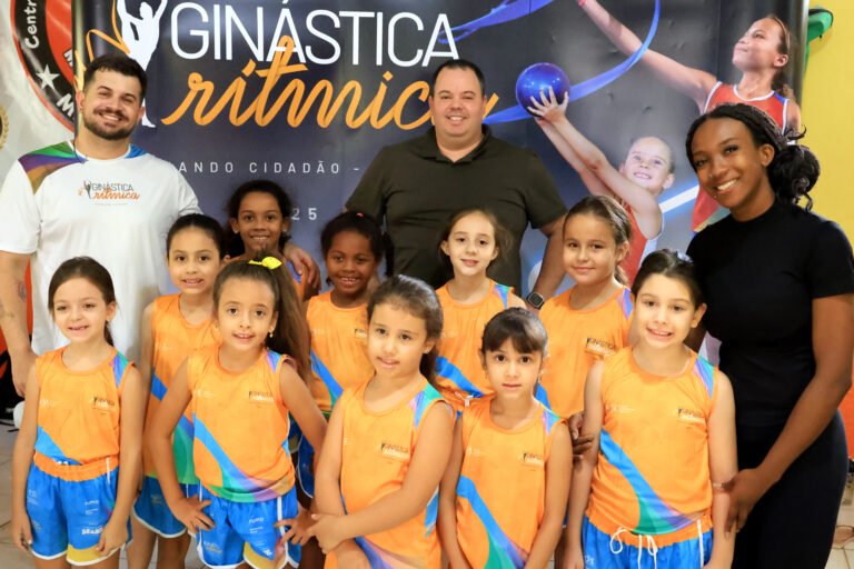 Alunos do Projeto Social de ginástica rítmica ganham uniforme completo em Campinas 7 Fábrica/Neander Heringer Alunos do GR Campinas