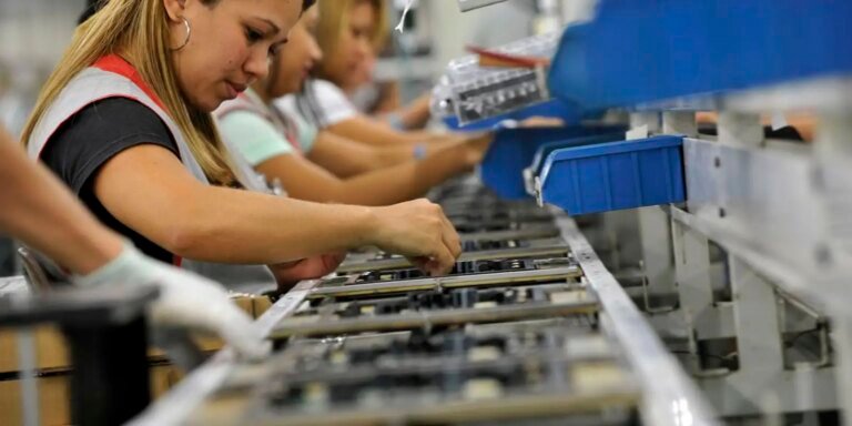 Revisão em taxas de importação de eletrônicos mantém preço sem aumento 3 43591452344_c280b9cb5e_o_0.jpg