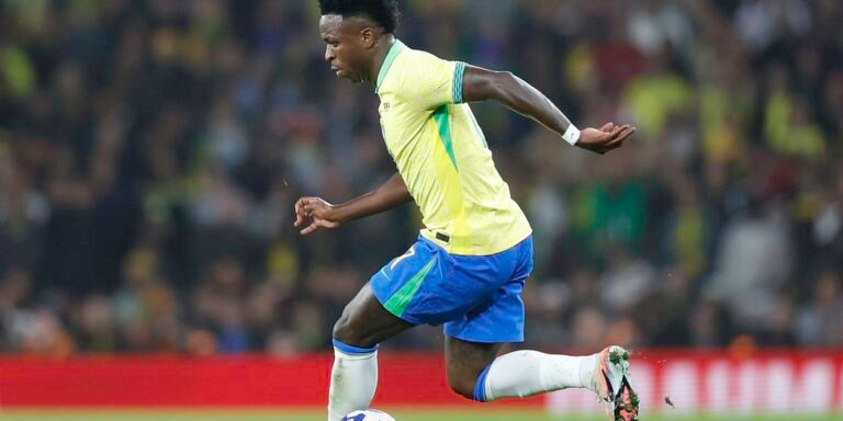 Brasil enfrenta França em fase final de preparação para Copa do Mundo 2 Brasil enfrenta França em fase final de preparação para Copa