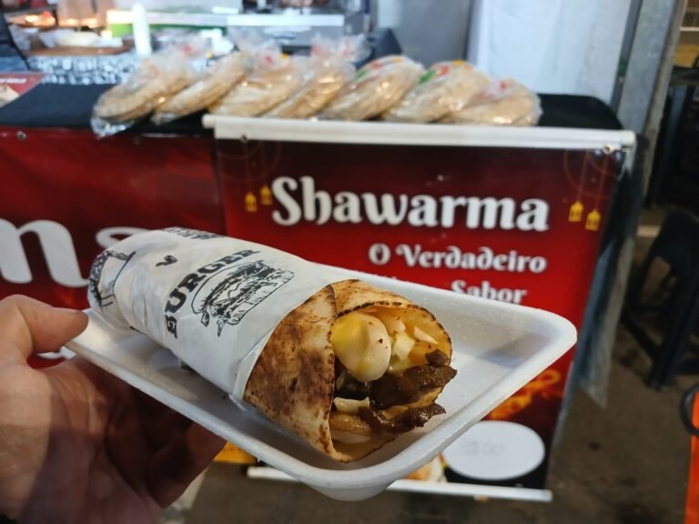 Festival “Volta ao Mundo” promete levar gastronomia internacional e burgers gigantes ao Tivoli Shopping 2 WhatsApp Image 2025-10-18 at 10.55.08