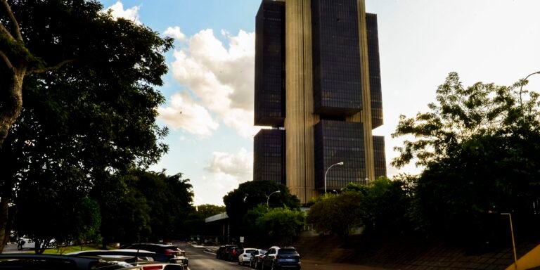 banco_central_mcajr_abr_0104222282_0.jpg