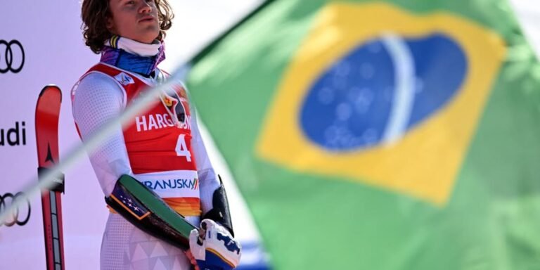 Após o ouro olímpico, Lucas Pinheiro volta a ser campeão