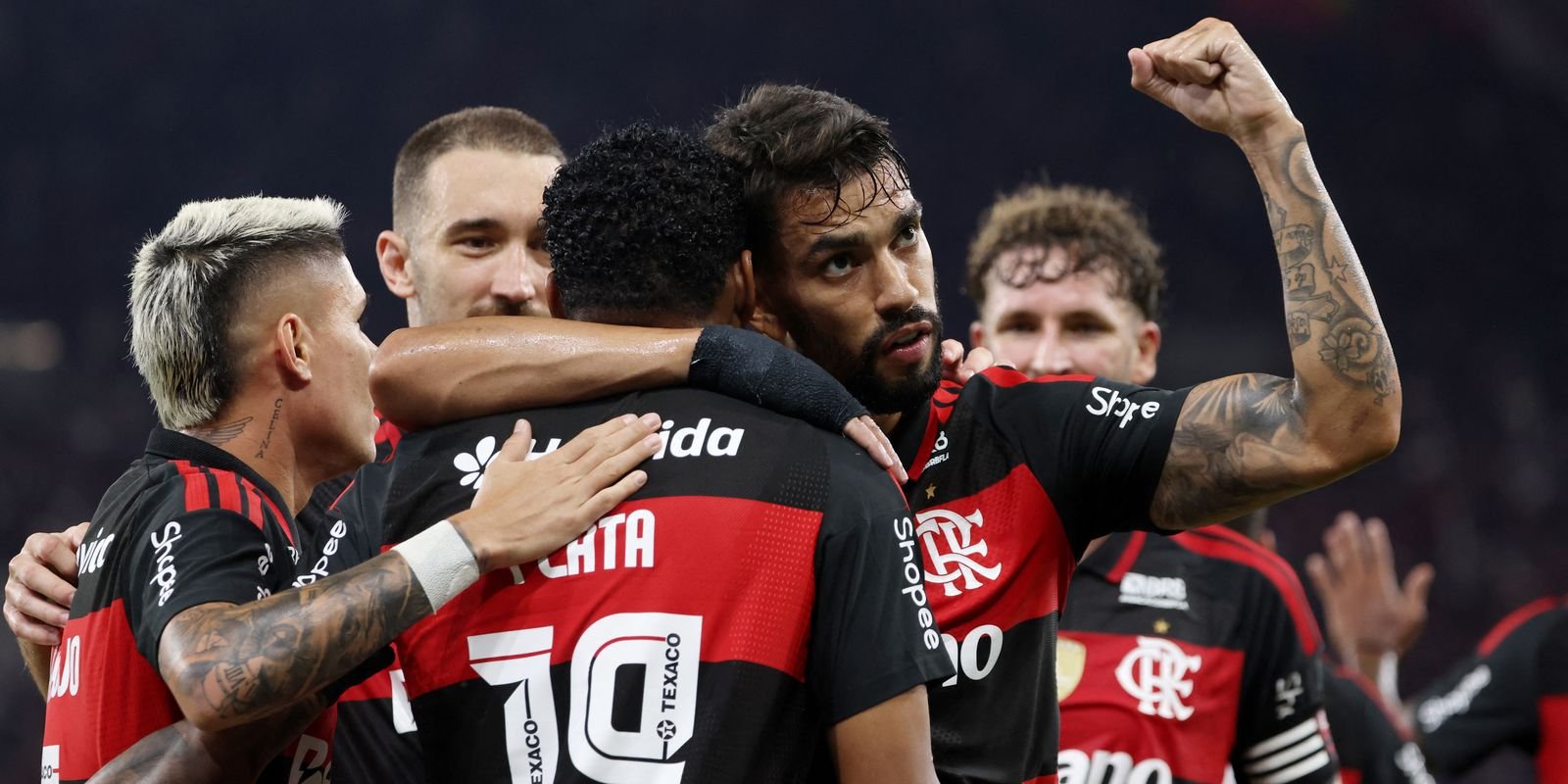 Flamengo reage e vence Santos de virada por 3 a
