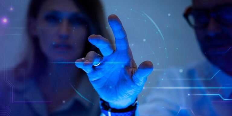 Finep e BNDES lançam edital para selecionar gestor de fundo de IA 2 homem-tocando-uma-tela-virtual-futurista-remix-de-tecnologia-digital.jpg