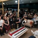 Convidados prestigiam noite de lançamento do Celviano Grey Beige