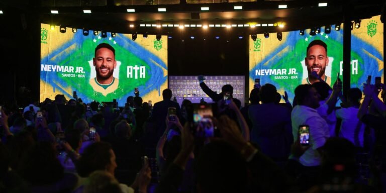 Neymar não treina em apresentação e preocupa a duas semanas