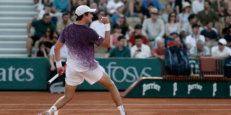 João Fonseca estreia com vitória no torneio de Roland Garros