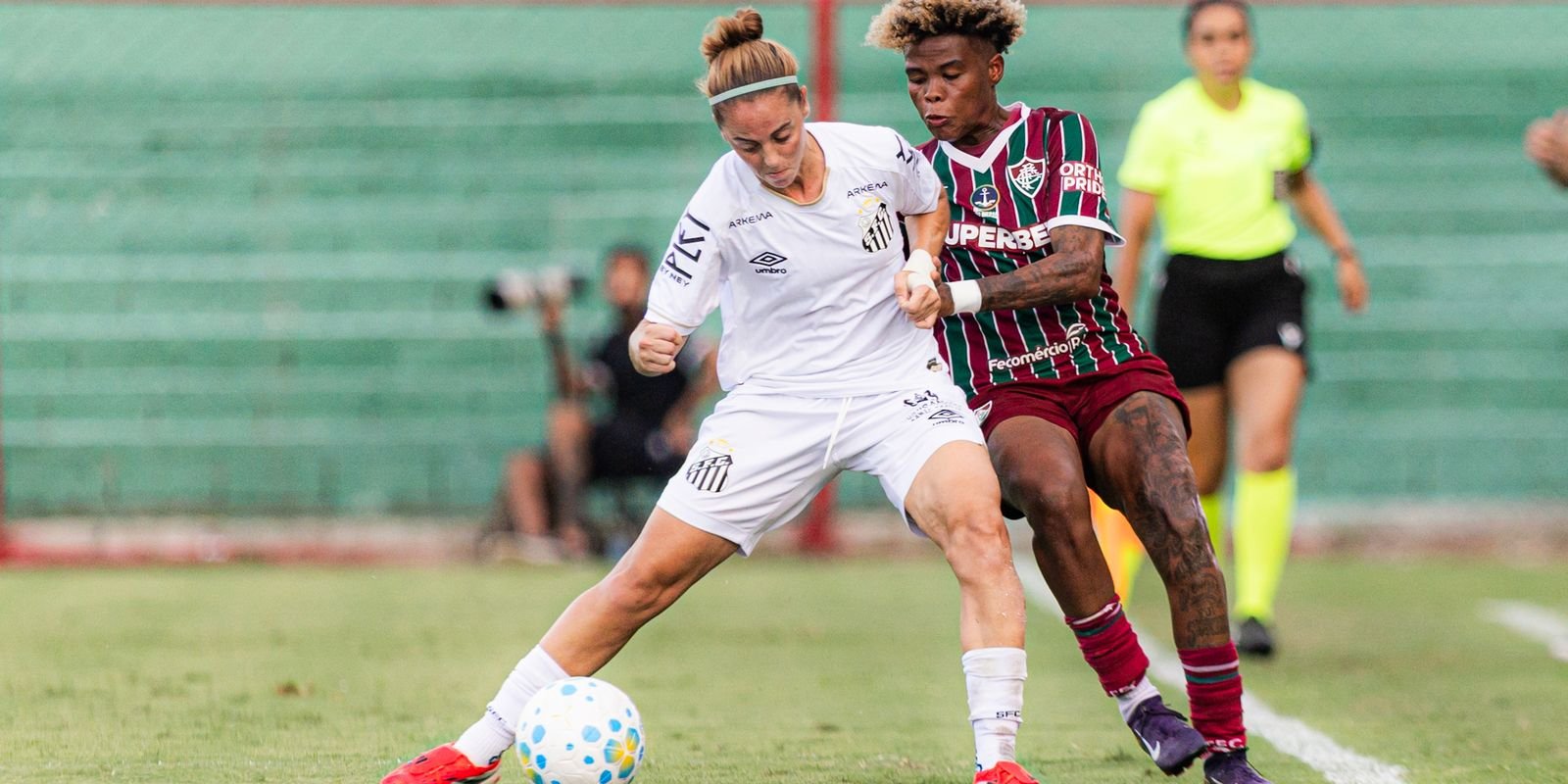 Santos faz 2 a 0 no Fluminense fora de casa