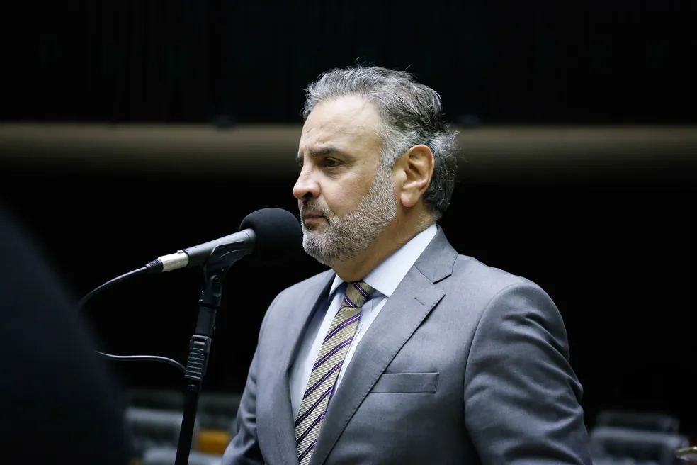 Aécio Neves