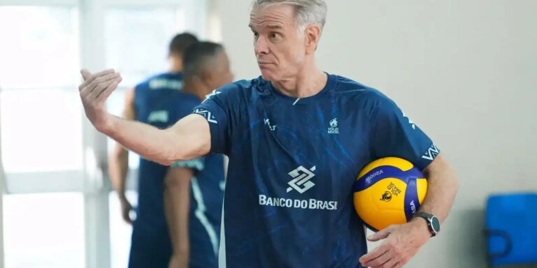 Bernardinho anuncia os inscritos do Brasil na Liga das Nações