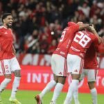 Inter faz 2 a 0 no Fluminense e se distancia