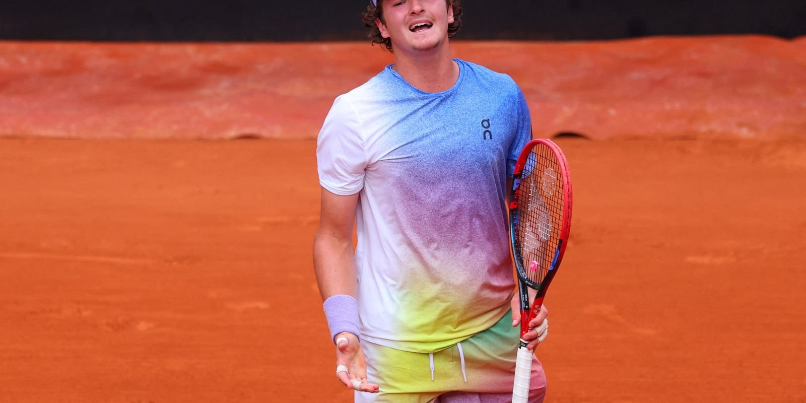 João Fonseca perde na estreia do Masters 1000 de Roma