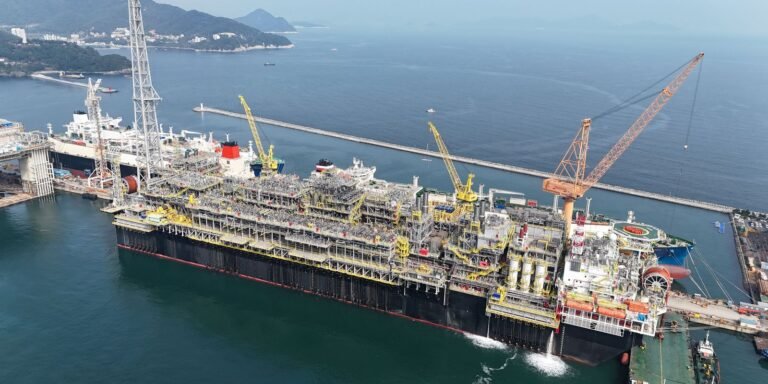 navio_plataforma_p-79.jpg