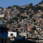 Projeto de turismo em favelas do Rio prepara rota especial