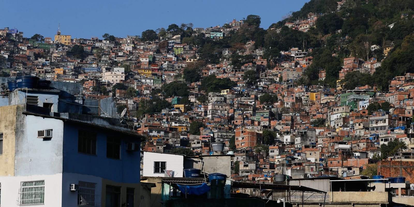 Projeto de turismo em favelas do Rio prepara rota especial