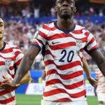 Herói na estreia dos EUA na Copa, Balogun nasceu no