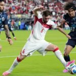 Paraguai vence por 1 a 0 e elimina Turquia no