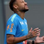 Neymar treina sem restrições com o grupo pelo segundo dia