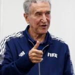 Técnico do tetra, Carlos Alberto Parreira é internado no Rio