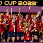 Finalista da Copa masculina, Espanha pode "unificar" títulos mundiais