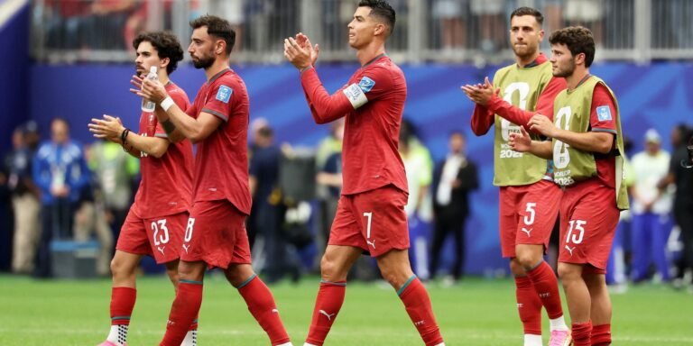 Espanha e Áustria; Portugal e Croácia; Suíça e Argélia jogam